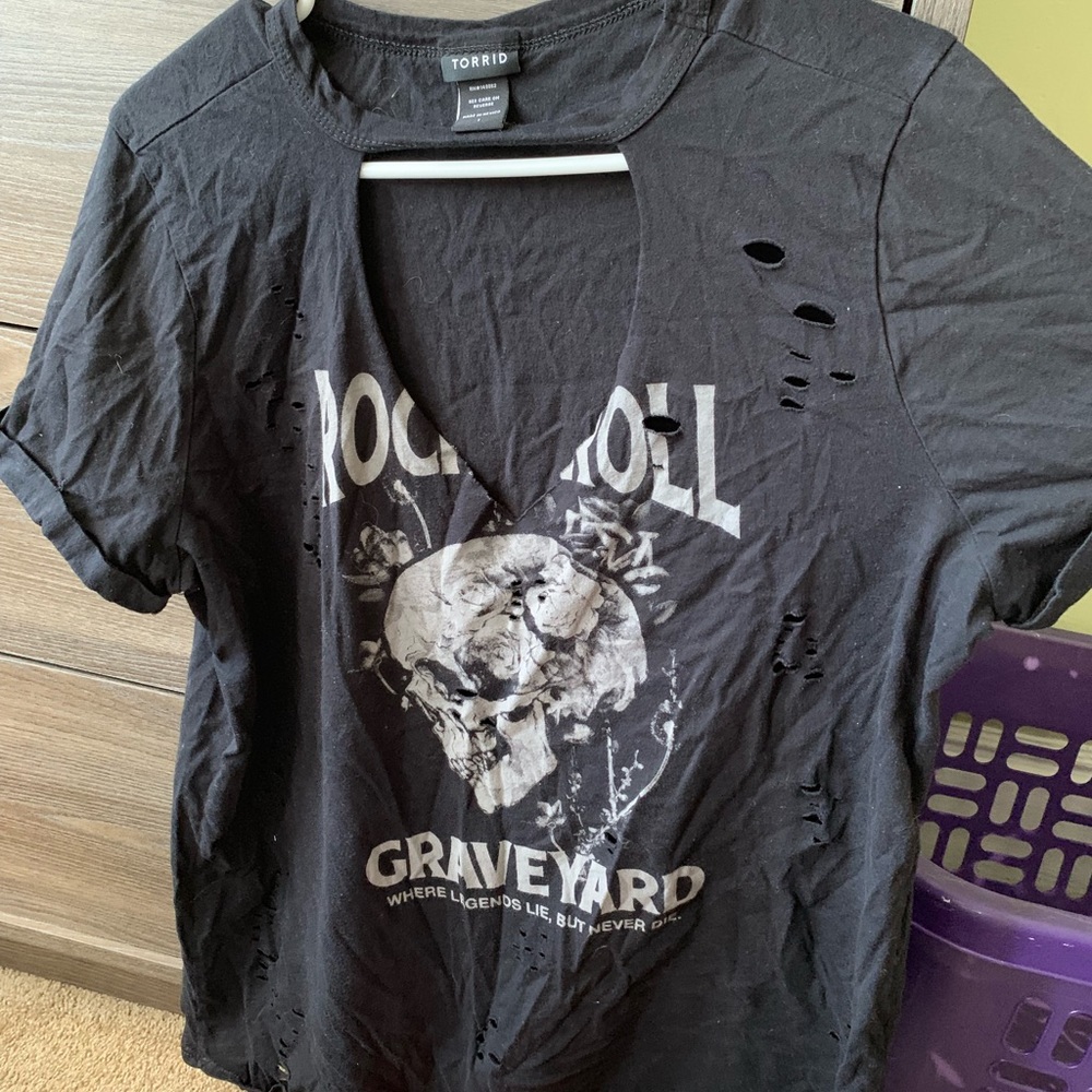 Torrid Rock n Roll graveyard cut out tshirt size 1